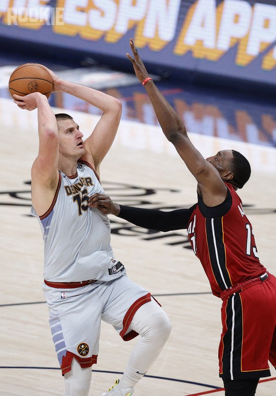 约基奇时代拉开序幕 丹佛平息迈阿密旋风 创队首胜！nba