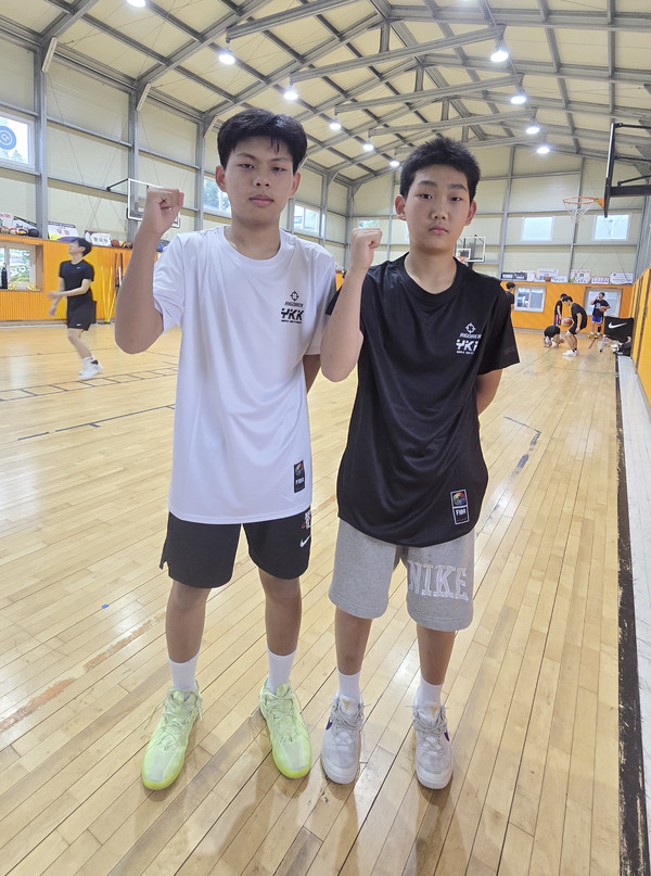 좌-강현민, 우-김세진