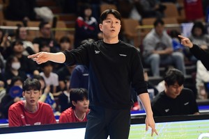 삼성 김효범 감독 경기 전 인터뷰 관련 이미지