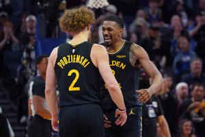 부상병동 GSW, 요키치 격파와 OKC 추격 속 플레이오프 생존을 위한 비상 전술 분석