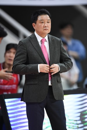 [KBL PO] '47.8%'의 확률 노린다! 반격 노리는 정관장 유도훈 감독 "초반... - 뉴스 썸네일 이미지